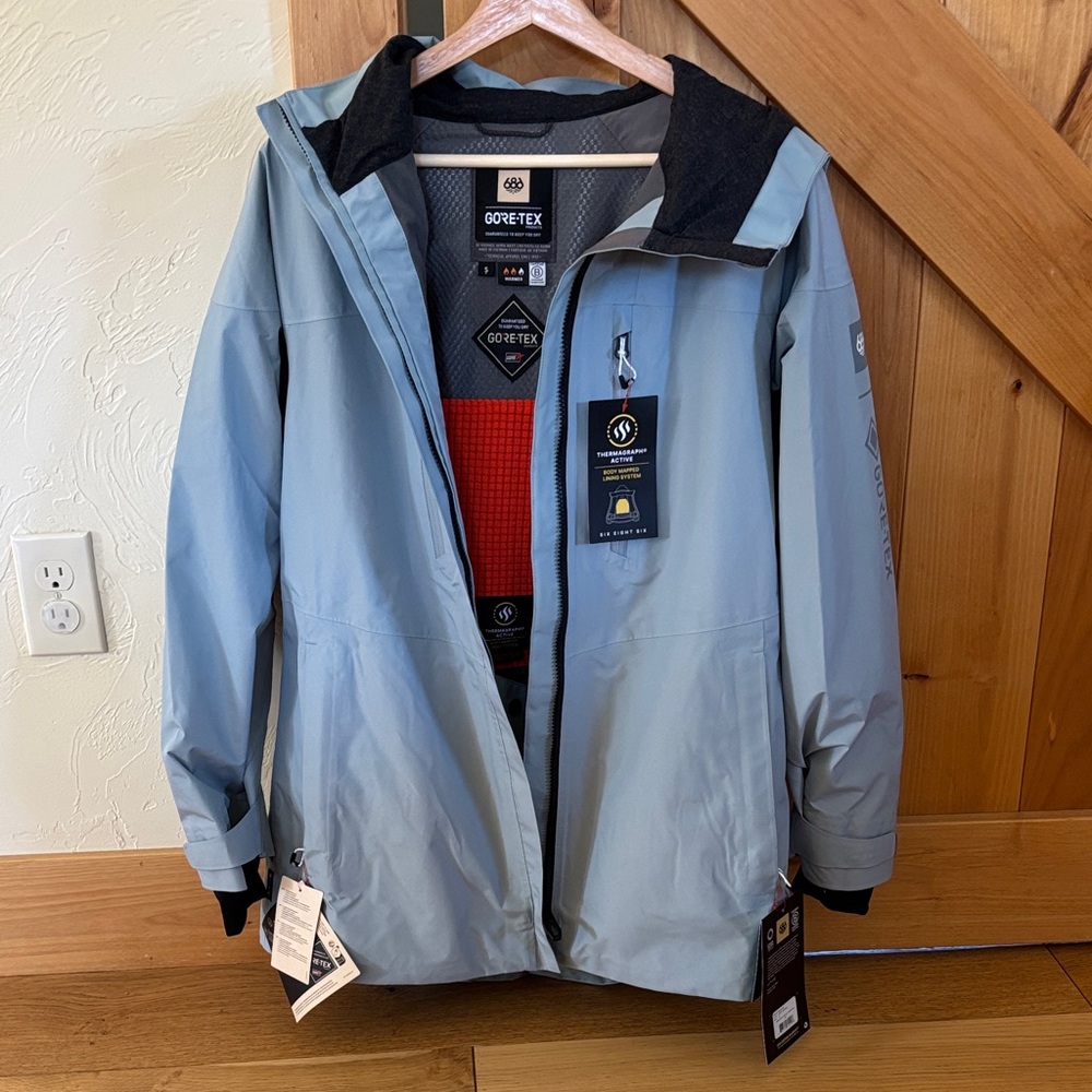 686 Women’s GORE-TEX skyline thermagraph jacket